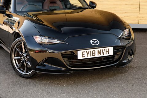 Mazda MX-5 RF SPORT NAV 11