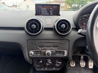 Audi A1 TFSI S LINE 17