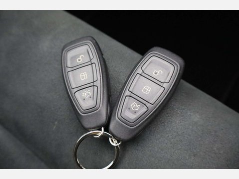 Ford Focus 2.3 Focus RS 4WD 5dr 61
