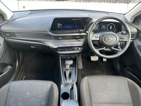 Hyundai BAYON T-GDI PREMIUM DCT MHEV 10