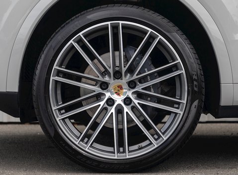 Porsche Cayenne V6 10