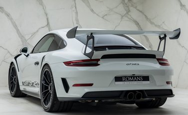 Porsche 911 GT3 RS (991.2) 10