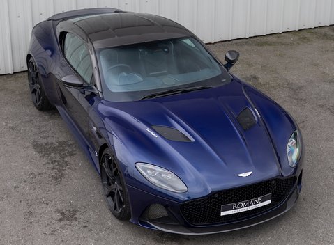 Aston Martin DBS Superleggera 8