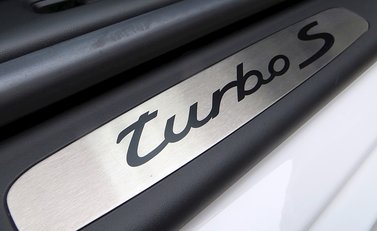 Porsche 911 (997) Turbo S 4