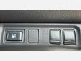 Nissan Navara 2.3 dCi Tekna Pickup Double Cab 4dr Diesel Auto 4WD Euro 6 (190 ps) 32