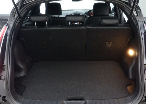 Nissan Juke 1.6 Tekna SUV 5dr Petrol XTRON Euro 6 (117 ps) 48