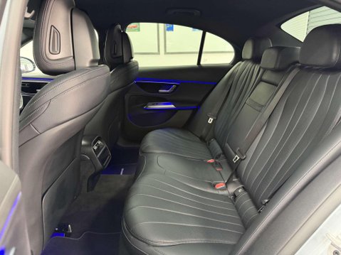 Mercedes-Benz E Class 2.0 E200h MHEV AMG Line Saloon 4dr Petrol Hybrid G-Tronic Euro 6 (s/s) (227 37