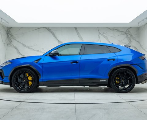 Lamborghini Urus PERFORMANTE
