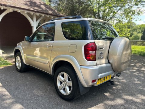 Toyota Rav4 XT3 VVT-I 8