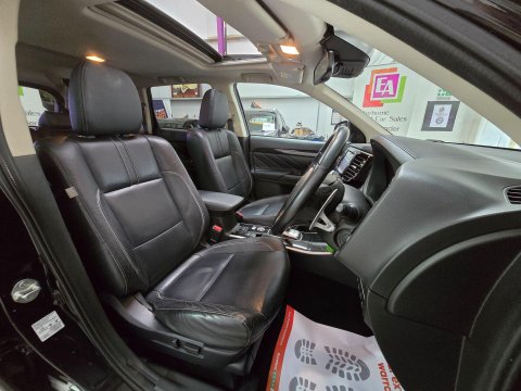 Mitsubishi Outlander 2.0h 12kWh 4hs CVT 4WD Euro 6 (s/s) 5dr 41