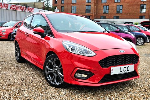 Ford Fiesta ST-LINE LOOK! 1 OWNER! 6 SERVICES.. APPLE CARPLAY.. STUNNING EXAMPLE 1