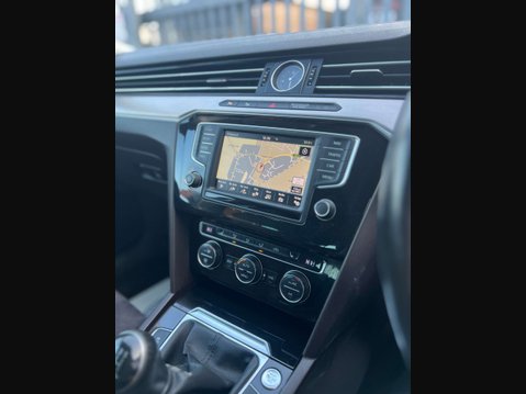 Volkswagen Passat 2.0 Passat GT TDI BlueMotion Technology 5dr 22