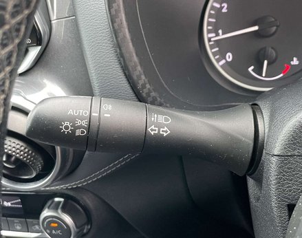 Nissan Juke 1.0 Juke N-Connecta DiG-T 5dr 53