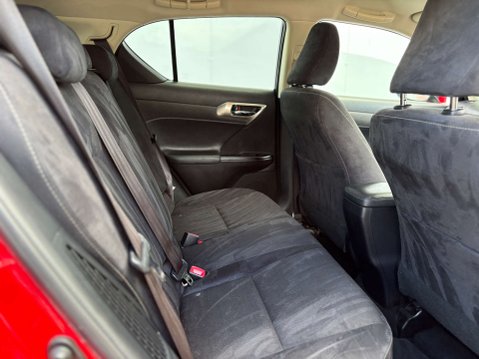 Lexus CT 1.8 CT 200h Advance CVT 5dr 24