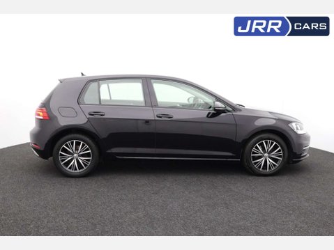 Volkswagen Golf 2.0 Golf SE Nav TDI BlueMotion Technology Semi-Auto 5dr 6