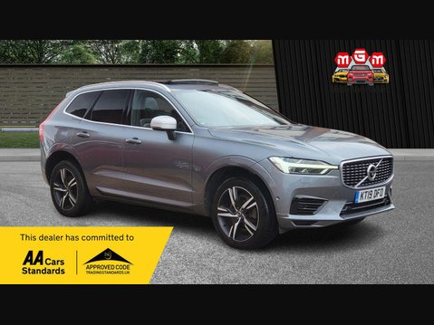 Volvo XC60 T8 TWIN ENGINE R-DESIGN PRO AWD 1