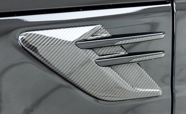 Land Rover Range Rover Sport 5.0 SVR Carbon Edition 32