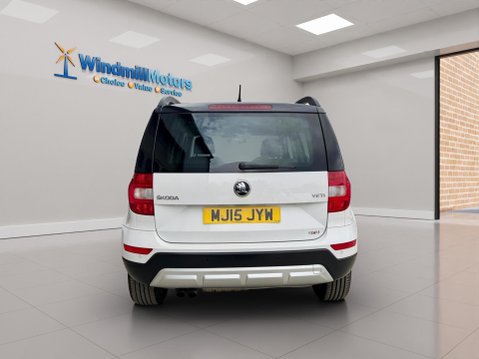 Skoda Yeti 2.0 TDI Elegance Outdoor DSG 4WD Euro 5 5dr 9