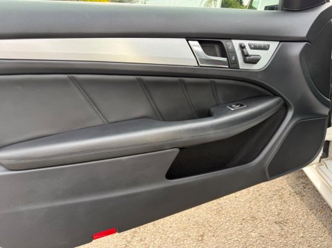 Mercedes-Benz C Class 6.3 C63 V8 AMG Edition 125 SpdS MCT Euro 5 2dr 19