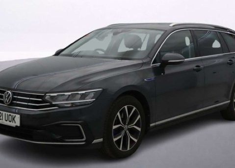 Volkswagen Passat 1.4 TSI 13kWh GTE Estate 5dr Petrol Plug-in Hybrid DSG Euro 6 (s/s) (218 ps 5