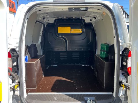 Ford Transit Courier 1.5 Transit Courier Trend TDCi 30