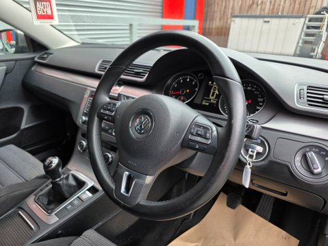Volkswagen Passat SPORT TSI 19