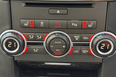 Land Rover Discovery SDV6 LANDMARK - ONE OWNER - 10 SERVICED INC CAMBELT 55
