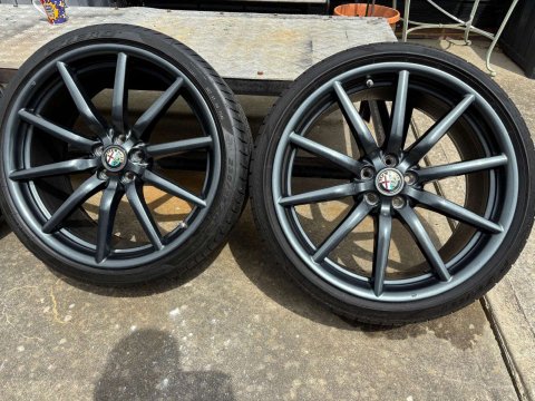 Alfa Romeo 4C 1.7 4c TBi Spider Semi-Auto 2dr 17