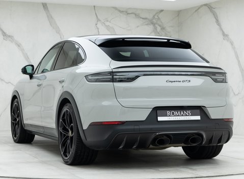 Porsche Cayenne GTS 7