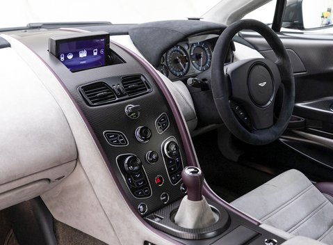 Aston Martin V12 Vantage S AMR 13