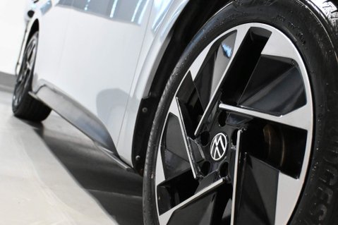 Volkswagen ID.3 Pro Performance 58kWh Life Auto 5dr 133
