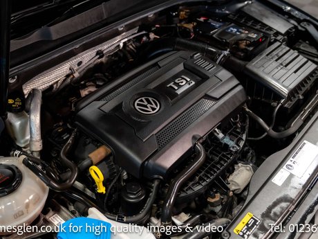 Volkswagen Golf 2.0 Golf R TSi Semi-Auto 4WD 5dr 27