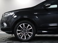 Ford Kuga ST-LINE 27