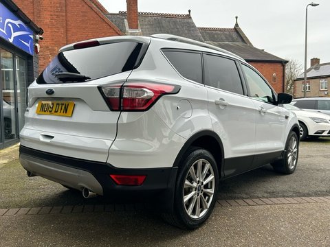 Ford Kuga TITANIUM EDITION 3