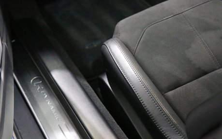 Jaguar F-Type V6 R-Dynamic - Pan Roof, Exhaust and Great History 21