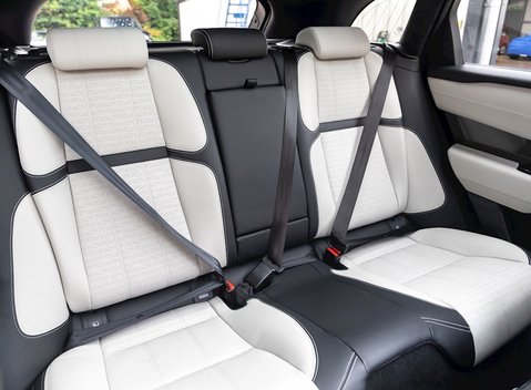 Land Rover Range Rover Velar D300 HSE First Edition 12