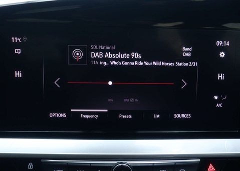 Vauxhall Mokka 50kWh Elite Nav Premium SUV 5dr Electric Auto (136 ps) 23