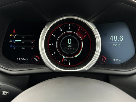 Aston Martin DB11 4.0L V8 Coupe 52