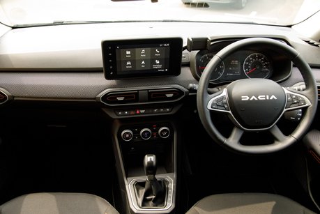 Dacia Sandero Stepway JOURNEY TCE