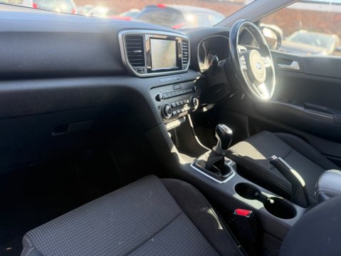 Kia Sportage 1.6 GDi 2 SUV 5dr Petrol Manual Euro 6 19