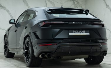 Lamborghini Urus PERFORMANTE 10