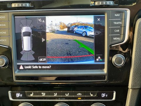 Volkswagen Golf 1.4 TSI BlueMotion Tech SE DSG Euro 5 (s/s) 5dr 17