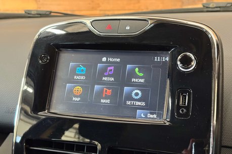 Renault Clio 0.9 TCe Dynamique MediaNav Hatchback 5dr Petrol Manual Euro 5 (s/s) (90 ps) 20