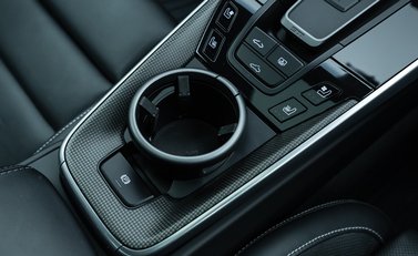 Porsche 911 Carrera 4S (992) 21
