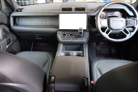 Land Rover Defender 110 2026 D350 HSE GENUINE REAR LAND ROVER SEATS FITTED X DEMO MODEL 15