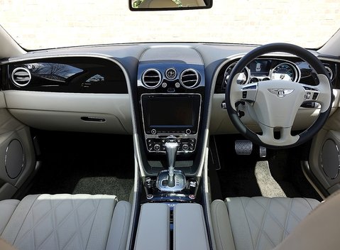 Bentley Flying Spur W12 Mulliner 18