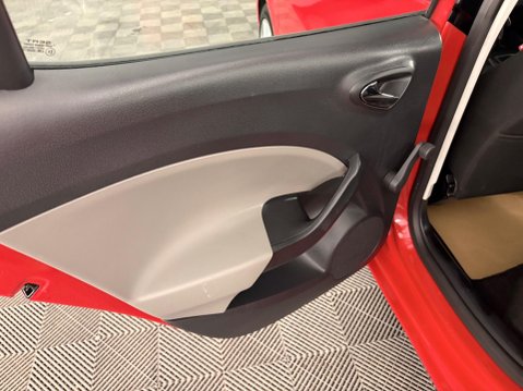 SEAT Ibiza 1.4 Toca Euro 5 5dr 26