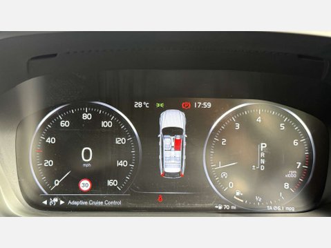 Volvo V90 2.0 V90 Momentum+ T4 Auto 5dr 23