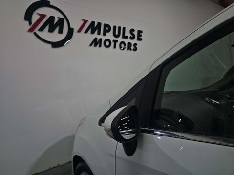 Ford B-Max 1.6 B-Max Zetec Auto 5dr 93