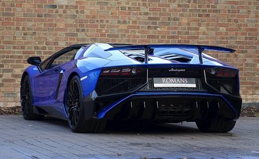 Lamborghini Aventador SV Roadster 20